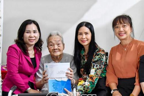 Hội Liên hiệp Phụ nữ Việt Nam tri ân người có công tại Cà Mau