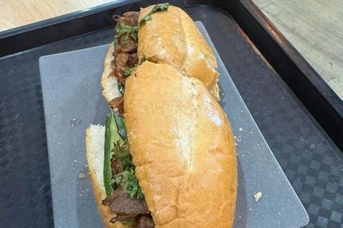 Cảng Hàng không Nội Bài lên tiếng về một ổ bánh mì có giá 208.000 đồng