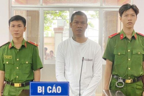 Dụ dỗ bé gái hàng xóm làm chuyện người lớn, gã đàn ông 33 tuổi lãnh án 7 năm tù
