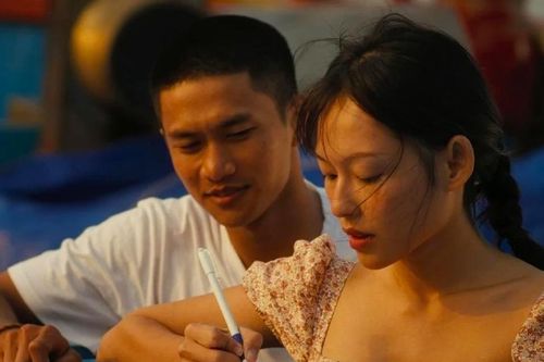 Vừa chiếu đã thu 2,6 tỷ, phim đoạt Cánh diều vàng gây tranh cãi
