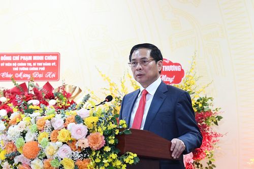 Phó thủ tướng: Bộ Công Thương là 'lá cờ đầu' trên mặt trận kinh tế