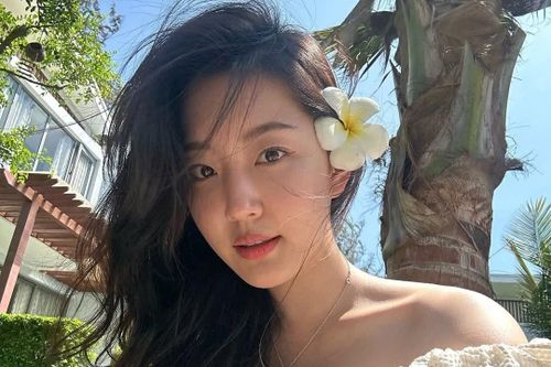 Hoa hậu bức xúc vì bị nhận nhầm là kẻ túm tóc đánh người ở photobooth