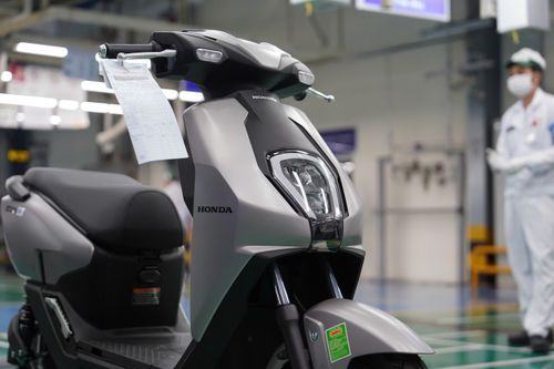 Mua Honda Icon e: hay Yadea Ocean cho học sinh lớp 11?
