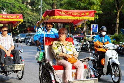 Tìm 'lời giải' cho bài toán hút du khách cao cấp