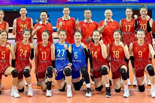 Tuyển Việt Nam xuất sắc đánh bại đội bóng chuyền nữ Canada, giành quyền vào bán kết giải quốc tế Thượng Hải 2025