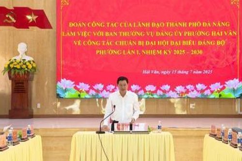 Phó Chủ tịch Thường trực HĐND thành phố Trần Phước Sơn chỉ đạo công tác tổ chức Đại hội Đảng một số phường, xã
