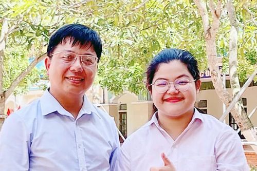 Lớp học có 7 điểm 10 và thầy giáo 'mát tay' ở Ninh Bình