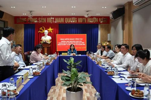 Đoàn công tác số 5 của HĐND TPHCM khảo sát tình hình hoạt động tại xã Hòa Hội