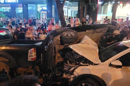 Thông tin mới nhất về sức khỏe nạn nhân vụ tai nạn ô tô liên hoàn ở Hà Nội