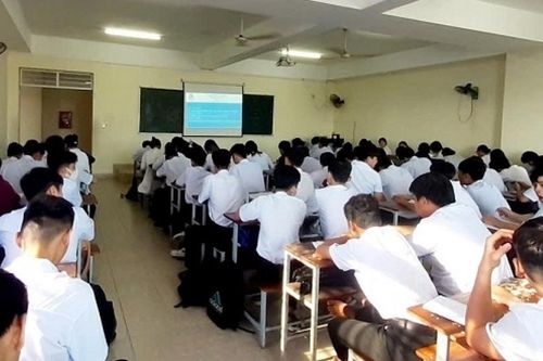 Sau sáp nhập tỉnh, các trường đại học có nên đổi tên?