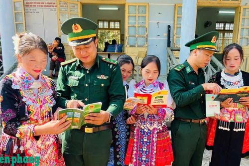 Tuyên truyền, phổ biến, giáo dục pháp luật trên biên giới Sơn La