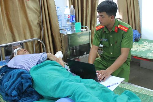 Lào Cai: Mâu thuẫn khi uống rượu, hai người bị chém trọng thương
