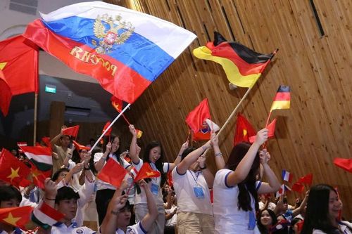 Hơn 100 thanh niên kiều bào từ 31 quốc gia về dự Trại hè Việt Nam 2025