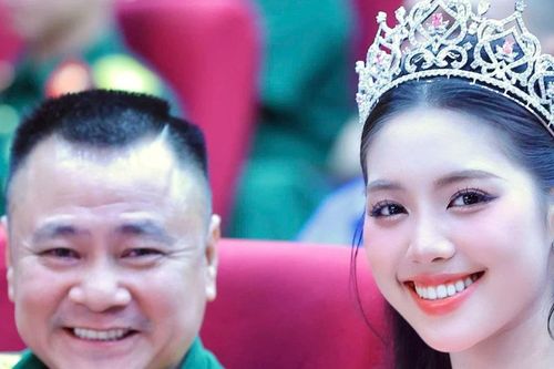 Lời nhắn của NSND Tự Long dành cho Á hậu Châu Anh