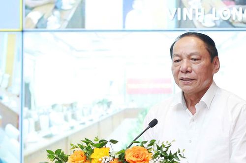 Bộ trưởng Bộ Văn hóa giao nhiệm vụ cho NSND Xuân Bắc
