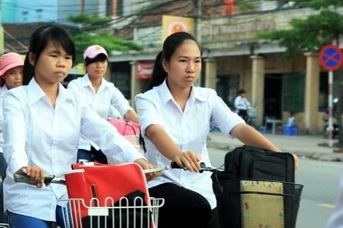 Tốt nghiệp THPT 2025 cả nước có 9 thủ khoa đạt điểm tuyệt đối