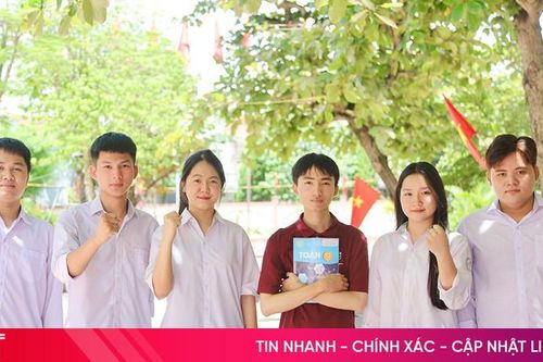 Bật mí về ngôi trường có 17 điểm 10