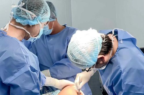Vinmec Cần Thơ mổ nội soi thành công ca chấn thương thể thao lâu năm