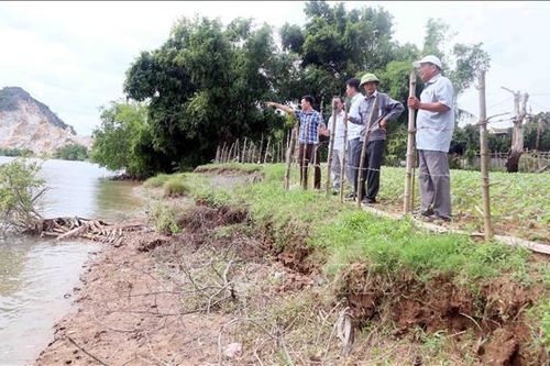 Tình trạng sạt lở bờ sông ở Quảng Trị đe dọa đời sống dân sinh