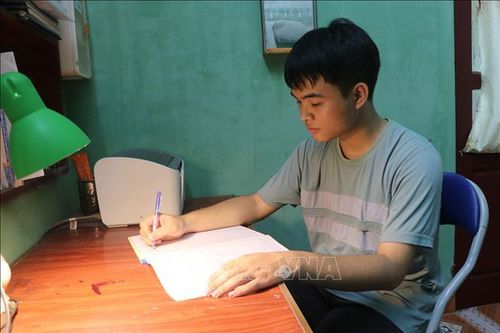 Nỗ lực bền bỉ của thủ khoa khối A00 Bắc Ninh
