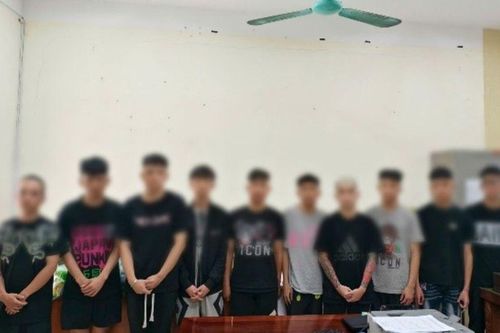 1 người tử vong, 10 thanh thiếu niên bị bắt ở Hà Nội