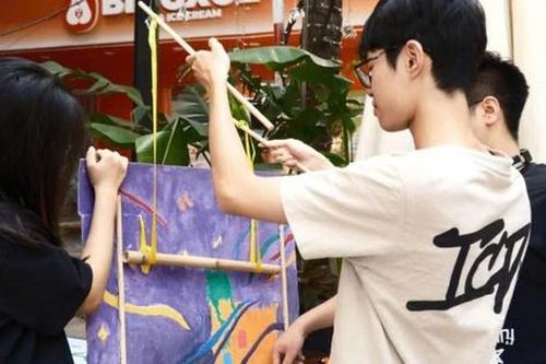 Học sinh THPT Hà Nội ươm mầm vì một cộng đồng xanh hơn