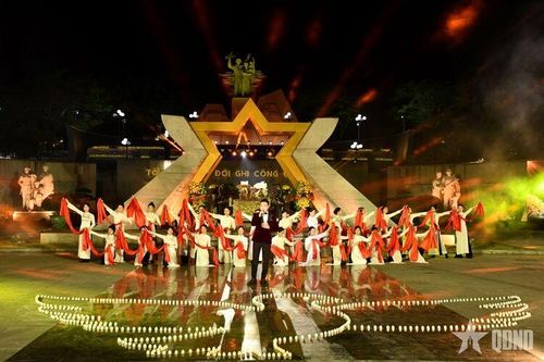 Xúc động chương trình 'Tổ quốc ghi công'