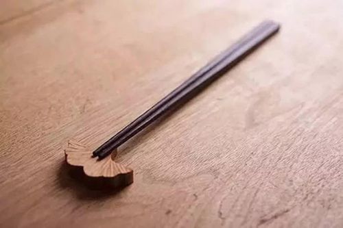 Mẹo bảo quản đũa không bị mốc, luôn sạch như mới