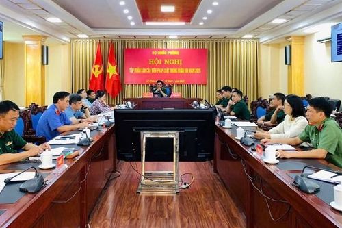 Hội nghị tập huấn báo cáo viên pháp luật trong Quân đội