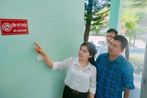 Xây dựng môi trường làm việc không khói thuốc lá