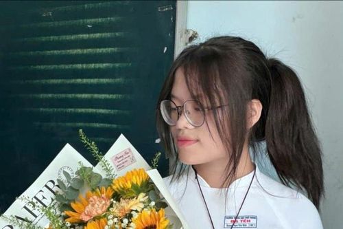 Cô học trò vùng lúa Đạ Tẻh và ngôi vị thủ khoa