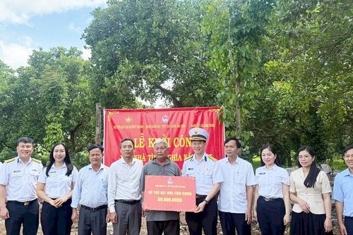 Khởi công xây dựng 2 căn nhà tình nghĩa tại xã Nam Dong
