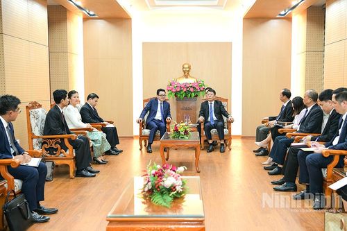 Đồng chí Phó Chủ tịch Thường trực UBND tỉnh tiếp Đoàn công tác Bộ Ngoại giao và Hợp tác quốc tế Vương quốc Campuchia