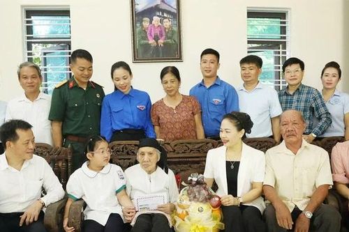 Ấm áp trong ngôi nhà Mẹ Việt Nam Anh hùng