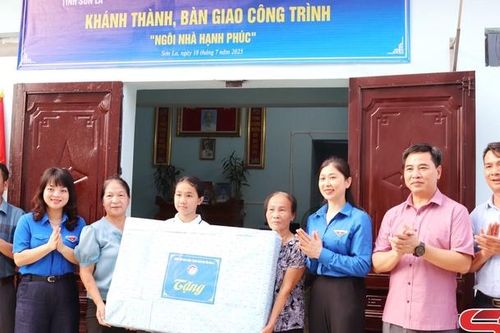 Khánh thành công trình 'Ngôi nhà hạnh phúc'