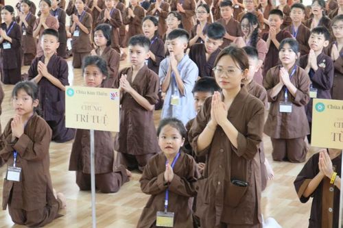 Hải Phòng: Khóa tu mùa hè Ươm mầm từ bi tại chùa Kim Thiên