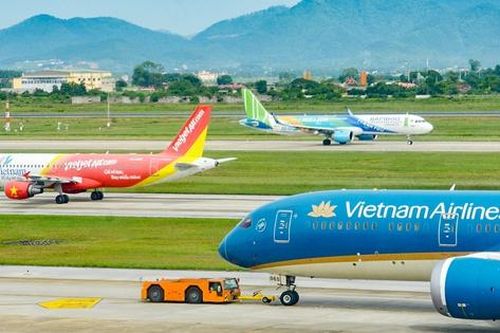 Cắt giảm thủ tục hành chính, đẩy mạnh phân cấp lĩnh vực hàng không