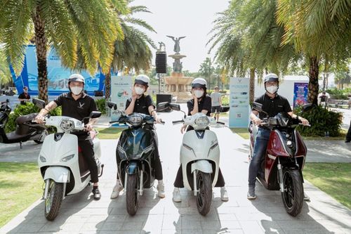 Thị trường xe máy điện nóng lên trước 'giờ G' cấm xe xăng