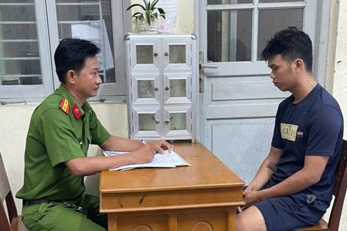Bắt tạm giam thanh niên bóp cổ phụ nữ để cướp tài sản