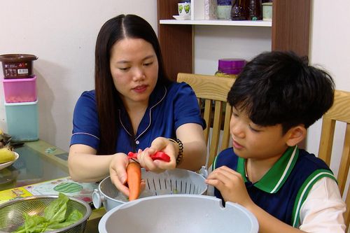 'Nghệ thuật' dạy con làm việc nhà