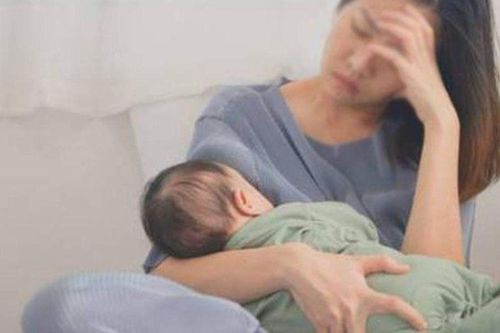 Phát hiện vợ vào khách sạn với người lạ, chồng về nhà đem 3 con xét nghiệm ADN: Kết quả 1 con không cùng huyết thống
