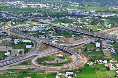 Cận cảnh nút giao nối 3 cao tốc nghìn tỷ trước ngày thông xe kỹ thuật