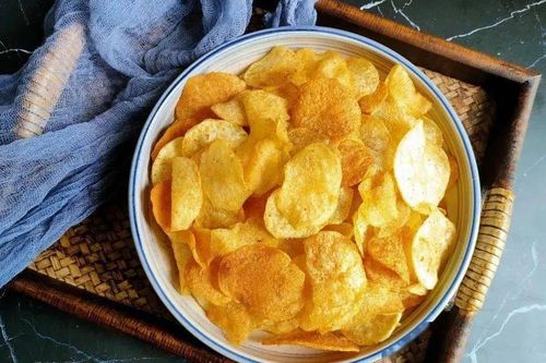 Cách làm bim bim khoai tây cả nhà đều mê