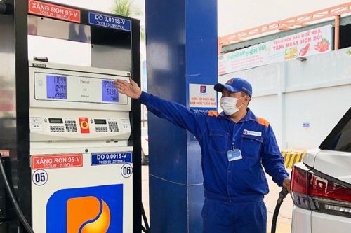 Giá xăng giảm gần 200 đồng/lít từ hôm nay