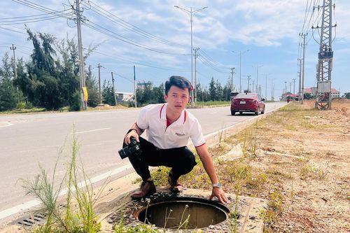 Điều tra việc gần 200 nắp hố ga 'bốc hơi' khỏi đường 210 tỷ ở Quảng Trị