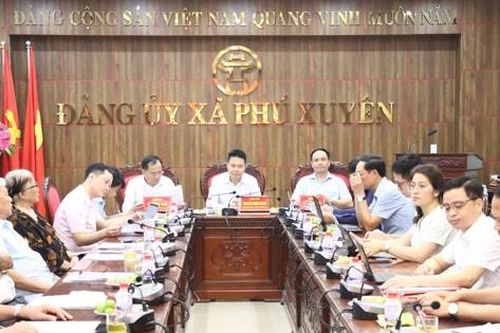 Xã Phú Xuyên: Lấy ý kiến đóng góp Dự thảo báo cáo chính trị Đại hội Đảng bộ xã