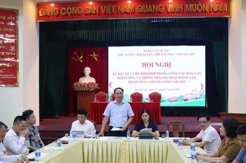 Các xã Phú Xuyên, Phượng Dực, Đại Xuyên, Chuyên Mỹ ký kết quy chế phối hợp đào tạo cán bộ