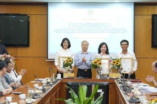 31 tác phẩm đoạt giải cuộc thi 'Chuyện nghề Thi hành án dân sự'