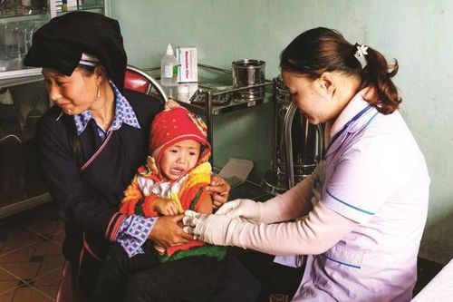 Cần chính sách phù hợp cho lực lượng 'cánh tay nối dài' của ngành y tế