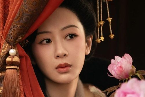 'Cẩm Tú Phương Hoa' kết thúc, Dương Tử được khuyên không nên đóng phần tiếp theo